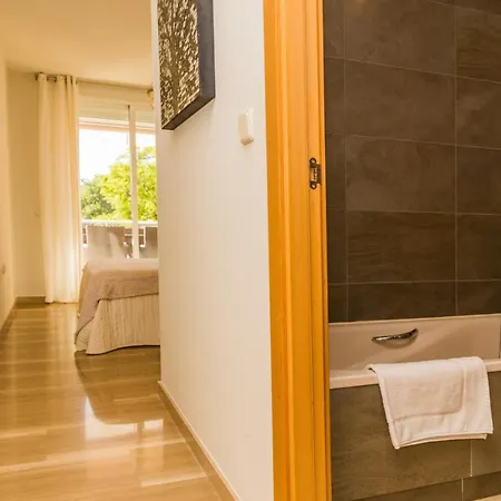 Golden Gardens Arenal By Rock Apartment *